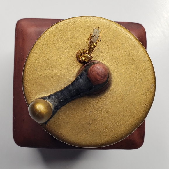 Vintage Jasco Taiwan Bisque Porcelain 9ld Fashioned Coffee Grinder Bell Ornament - Picture 3 of 7